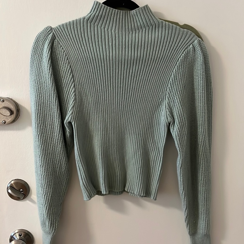Light blue balloon sleeve knit sweater